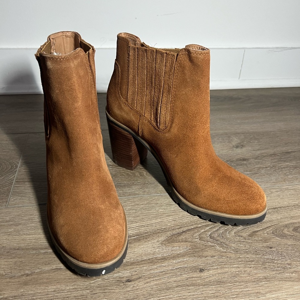 New in box* CREVO KATE CHESTNUT BROWN SUEDE HIKER CHELSEA BOOTS 9